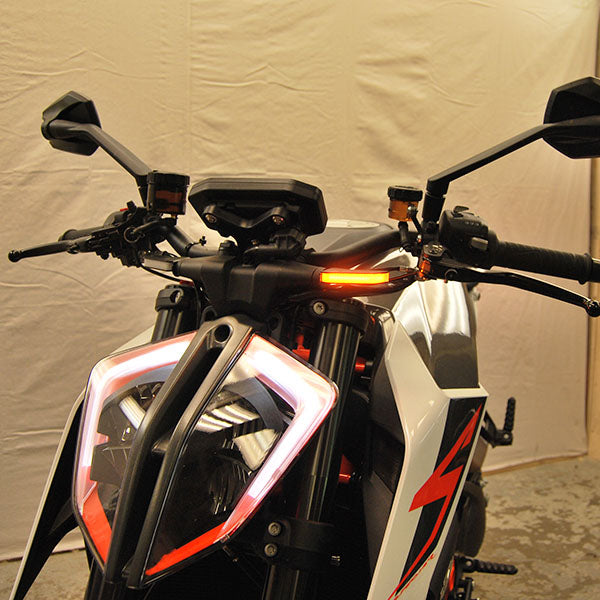 KTM 1290 Super Duke Front Turn Signals (2014-2019)