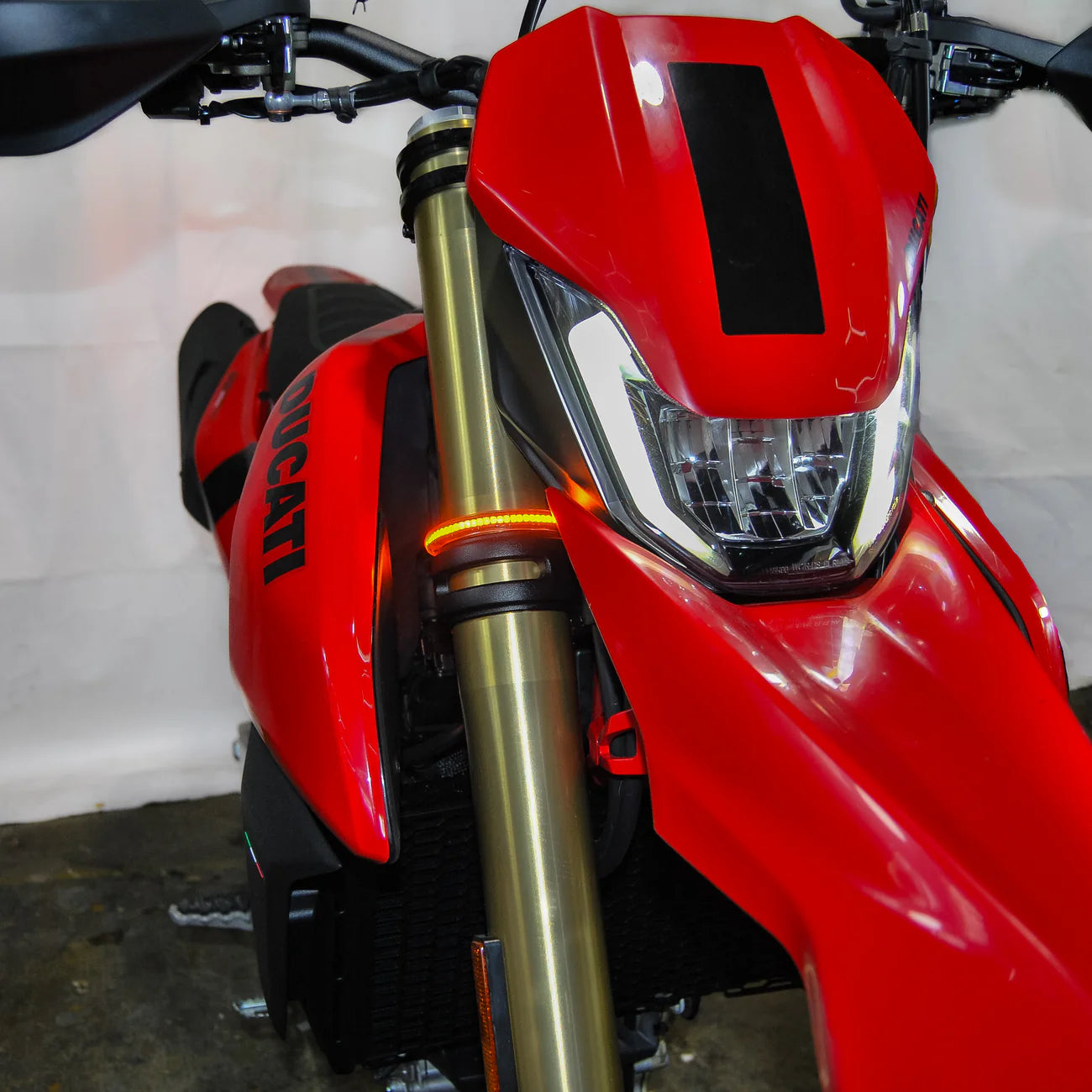 Ducati Hypermotard 698 Front Turn Signals (2024-Present) Instructions