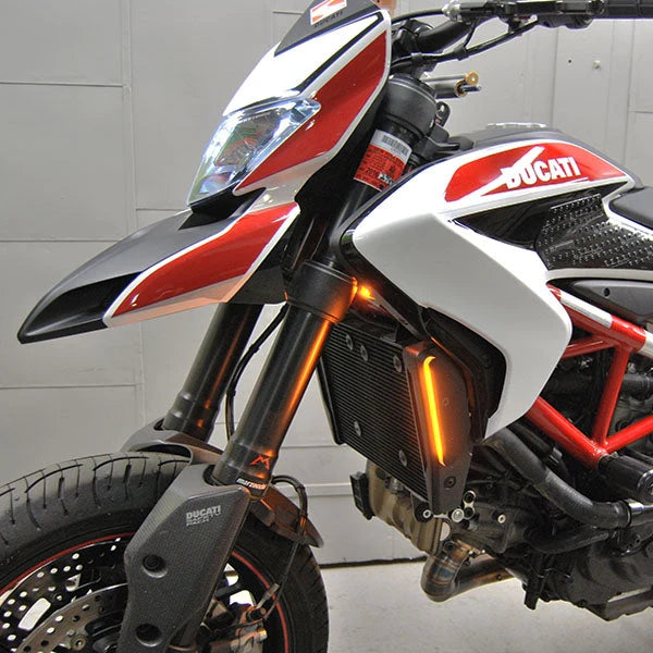 Ducati Hypermotard 821 'Blackout' Front Signals Instructions