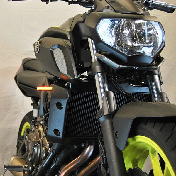 Yamaha MT-07 Front Turn Signals (2018-Present) Instructions