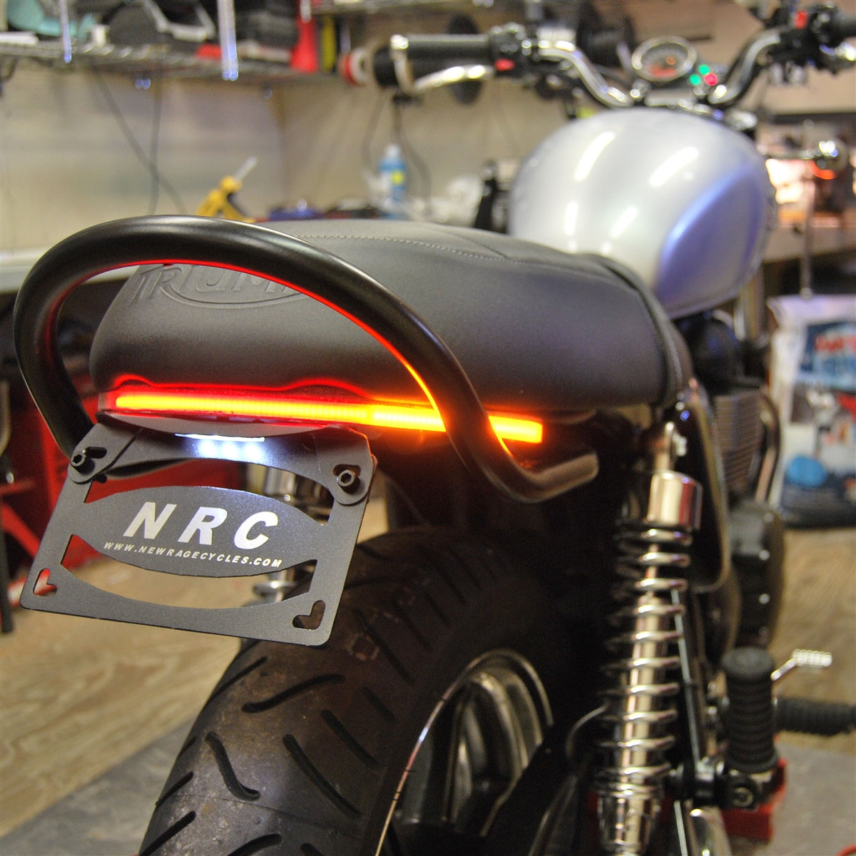 Triumph Scrambler Fender Eliminator Kit (06-16) Instructions