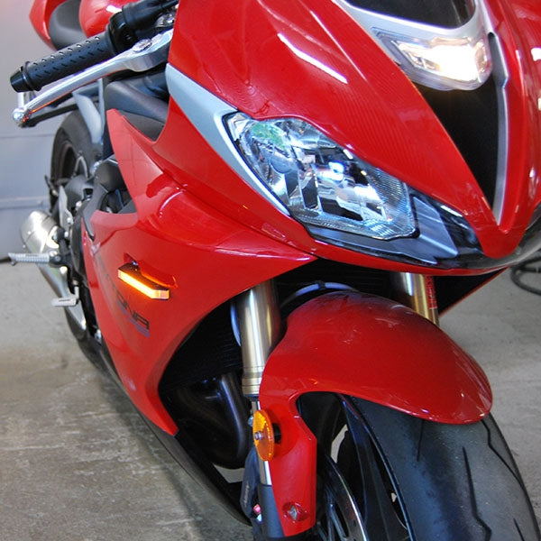 Triumph Daytona 675 Front Turn Signals (2013 - Present) Instructions