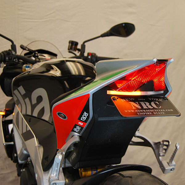 Aprilia rsv4 deals fender eliminator