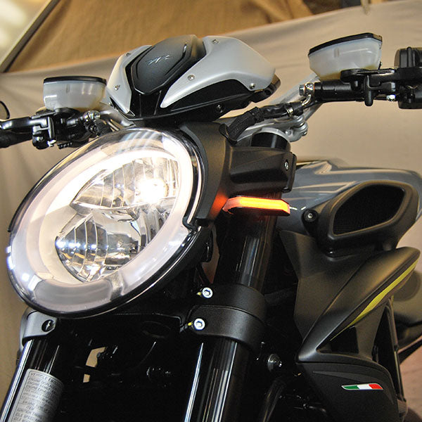 MV Agusta Dragster 800 Front Turn Signals