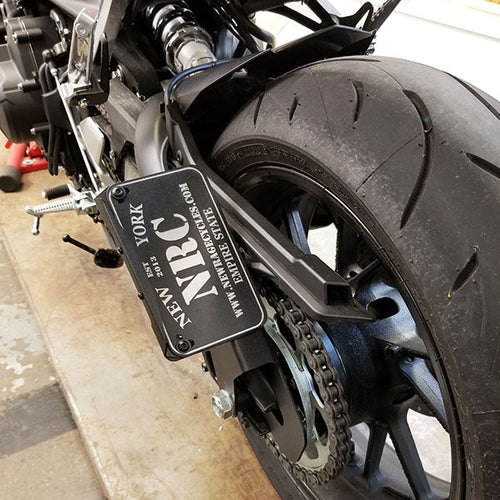 Yamaha MT-09 Side Mount License Plate (2017-2023)